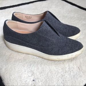 Dr. Scholl’s Pointed Felt Gray Slip-ons So Chic